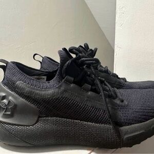 Under Armour Womens Dark Gray Athletic Shoes